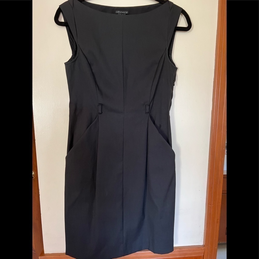 Theory STUNNING Little Black Dress with Pockets